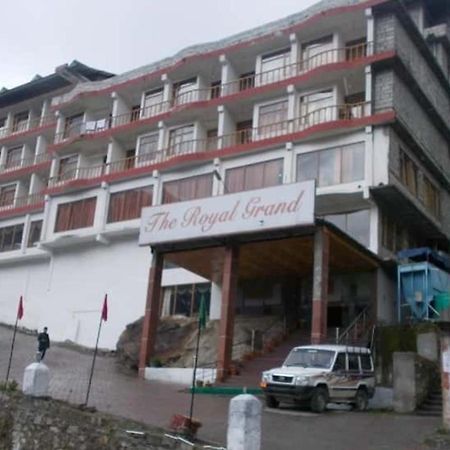 Отель The Royal Grand, Manali Jagatsukh Экстерьер фото